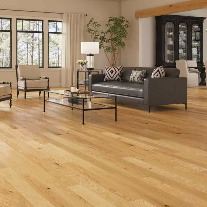 LM Flooring Town Square Natural Red Oak 5" LMFKBV791FPK room