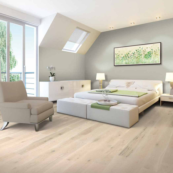 Mohawk Engineered Hardwood Coastal Couture Plus WEK08 White Cap Oak 30 room